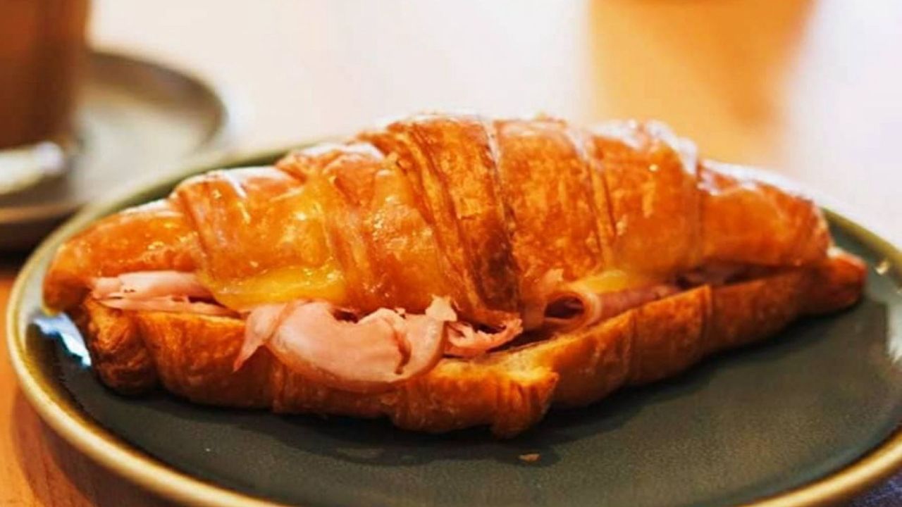 Ham & Cheese Croissant