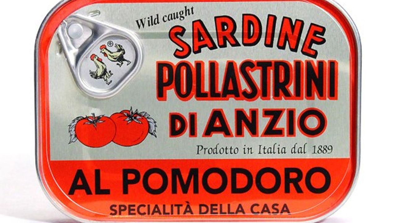 Pollastrini Sardine in Tomato Passata 100g