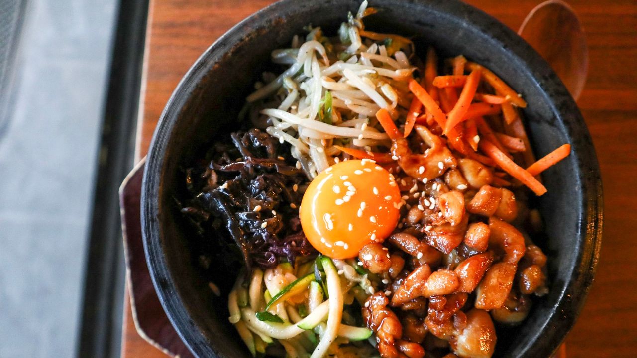 Bibimbap (Stone Bowl) Pork