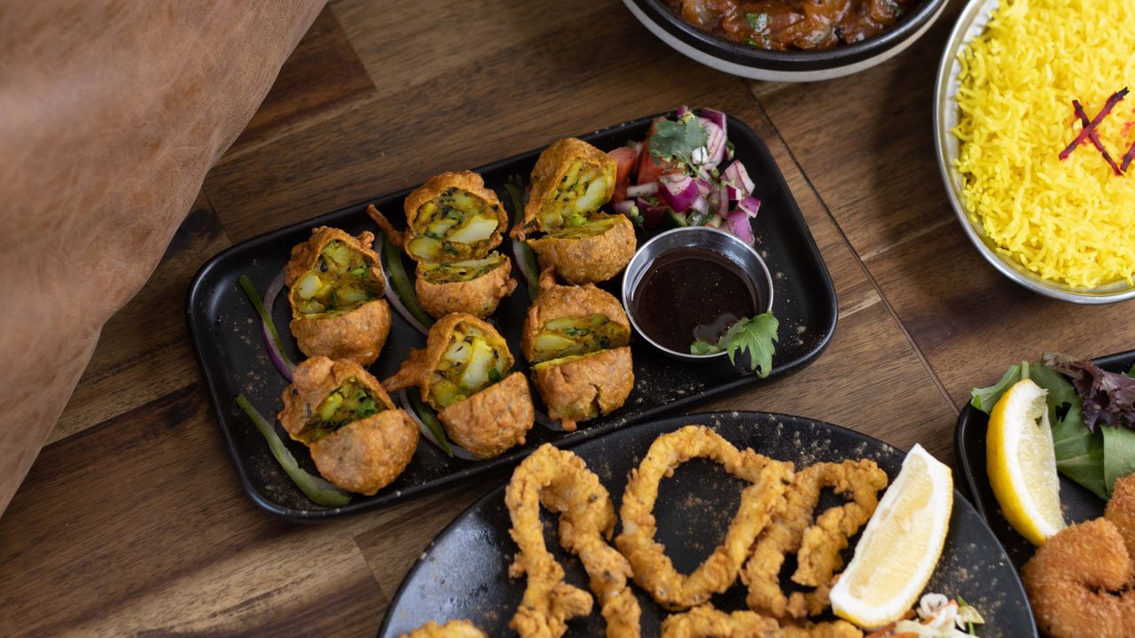 Potato Pakora [6 Pieces]