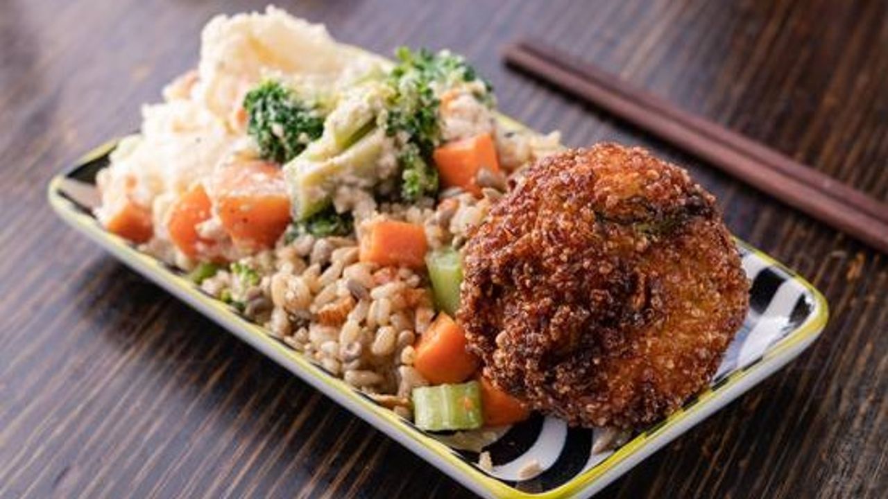 Veggie Onigiri Salad Combo