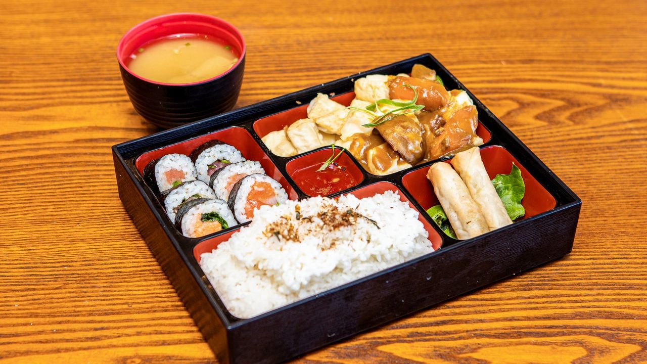 Curry Tofu Bento (V)