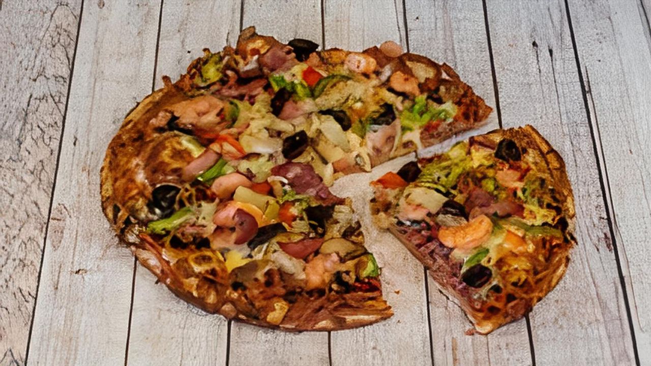 Full House Gourmet Pizza (Large)