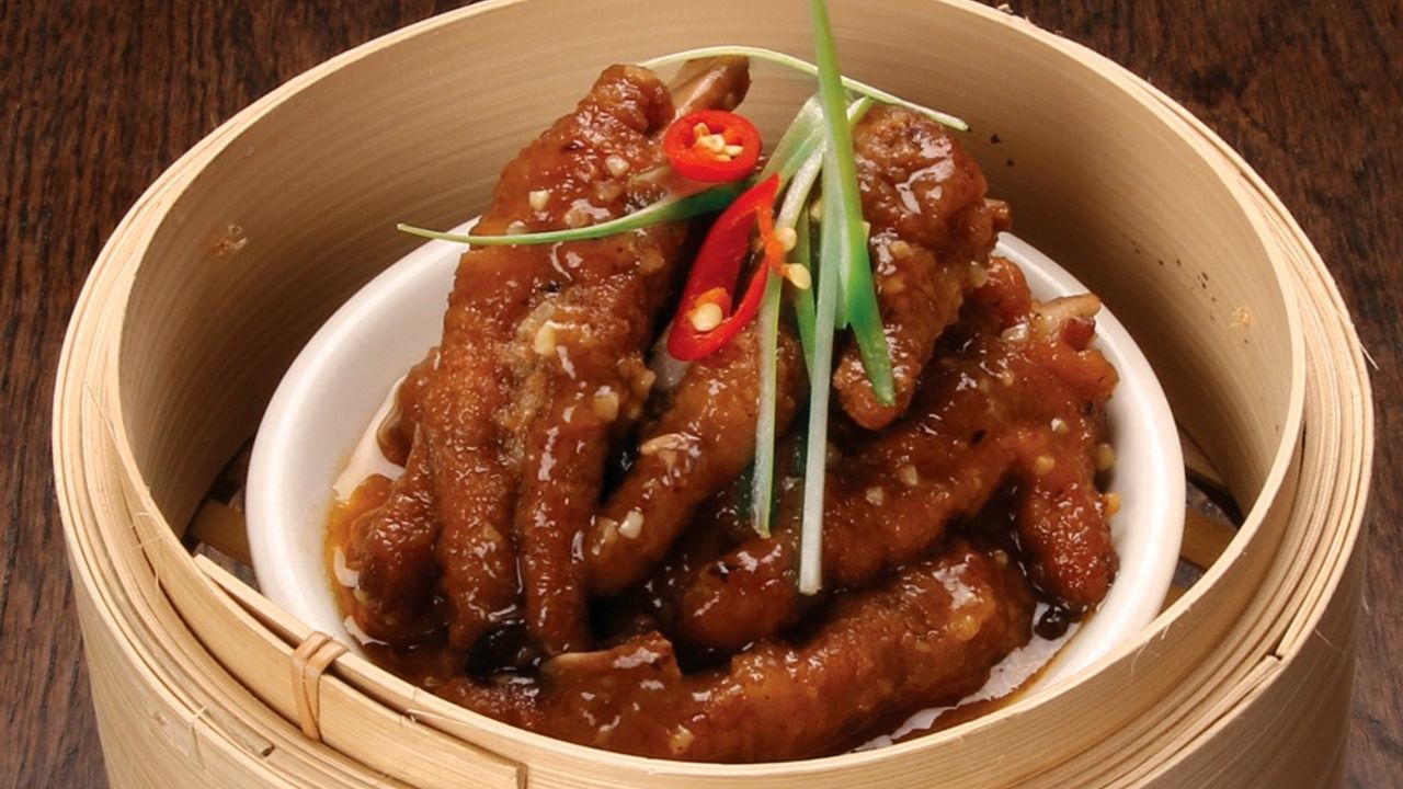 Steamed Chicken Feet