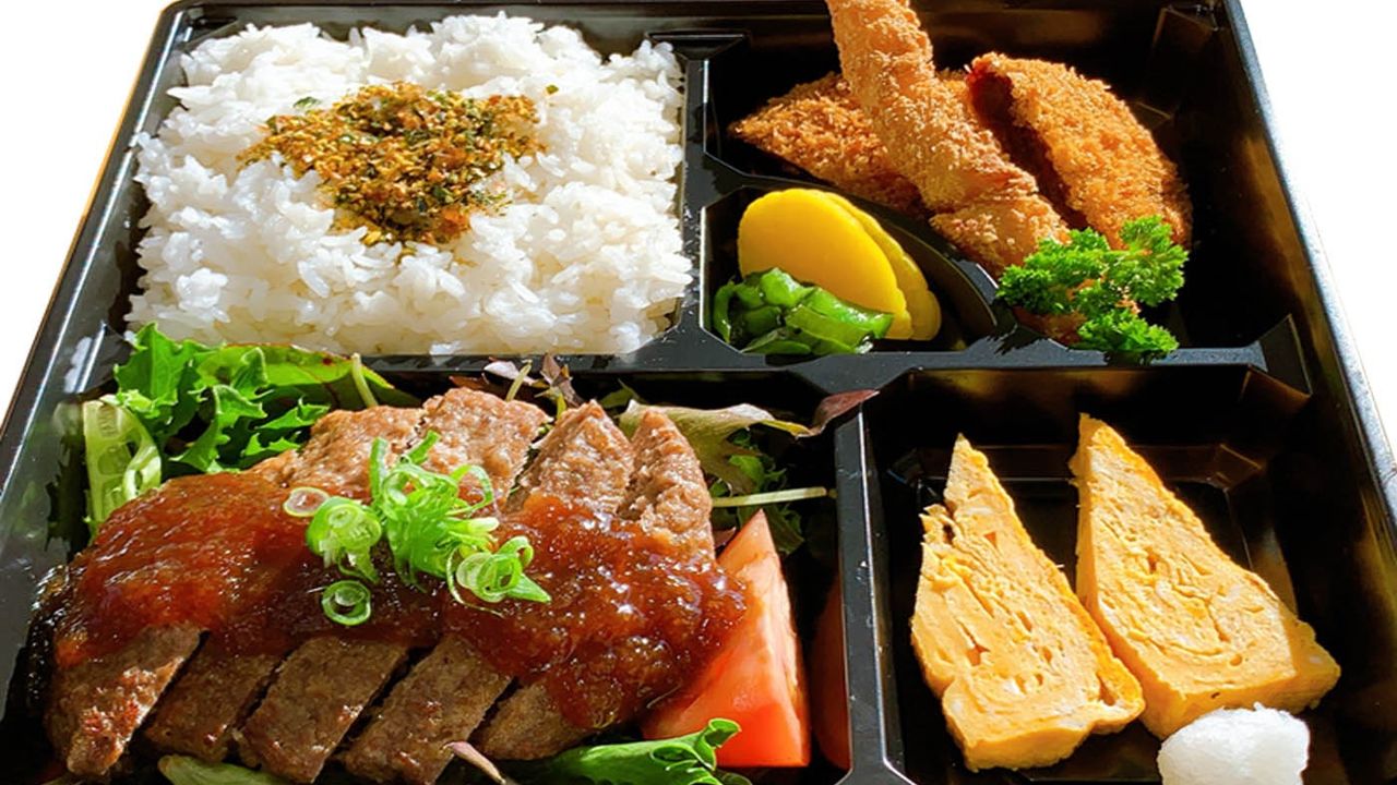 Deluxe Wagyu Oroshi Hamburg Bento