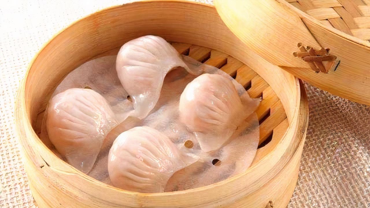 01 Steamed prawn dumpling (4 pcs)