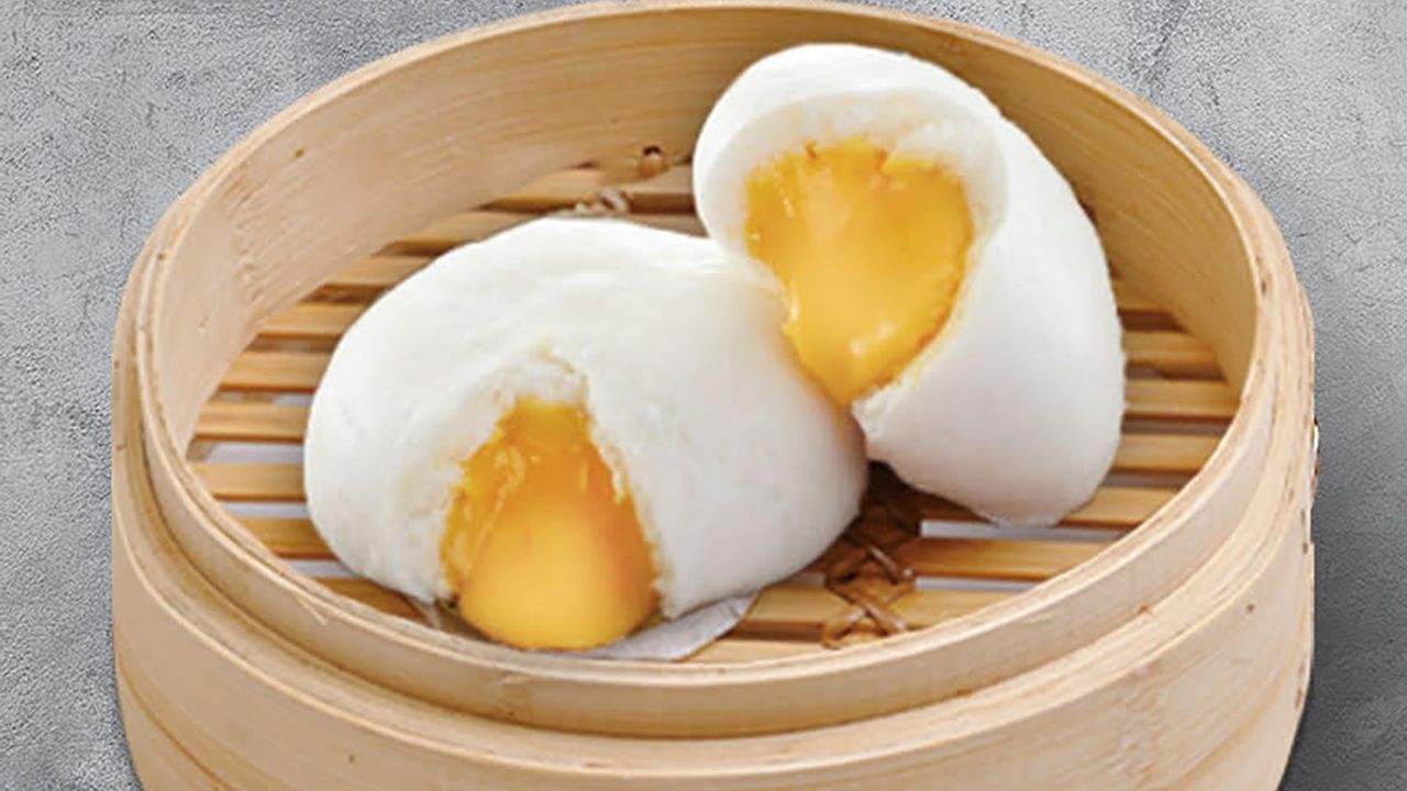 Steamed Egg Custard Buns