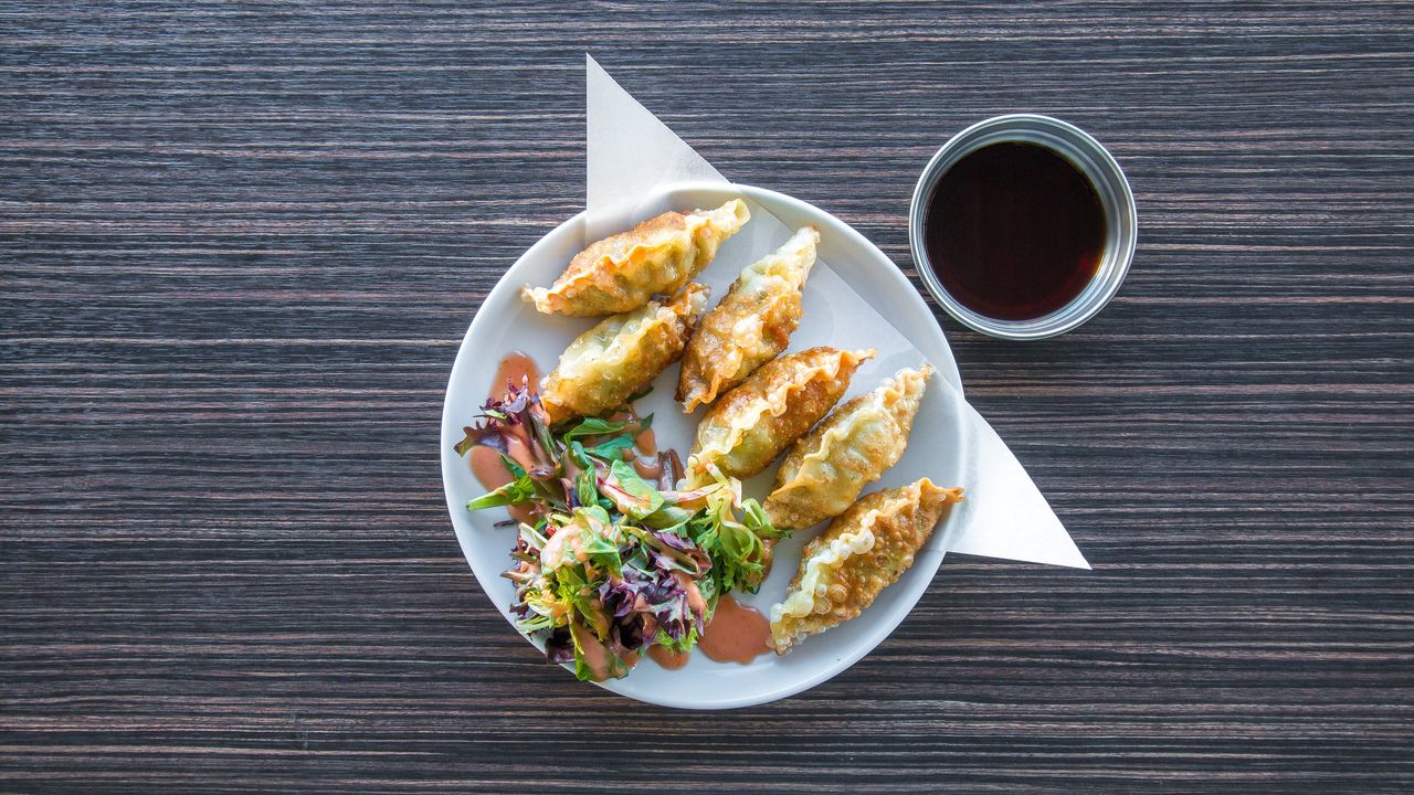 Fried Vegetable Dumplings (V)