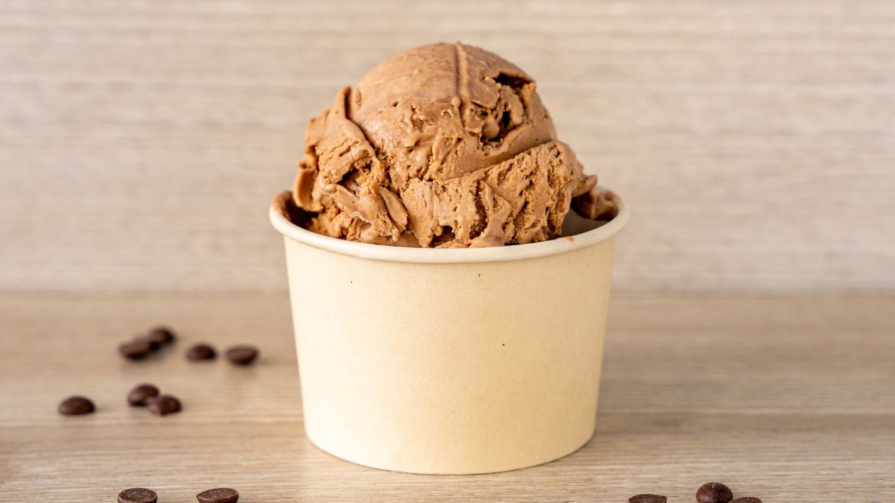 Couverture Dark Chocolate Ice Cream Tub (Gf)