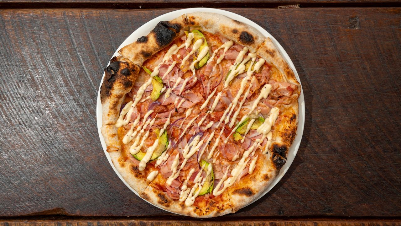 Belluci's Special Pizze