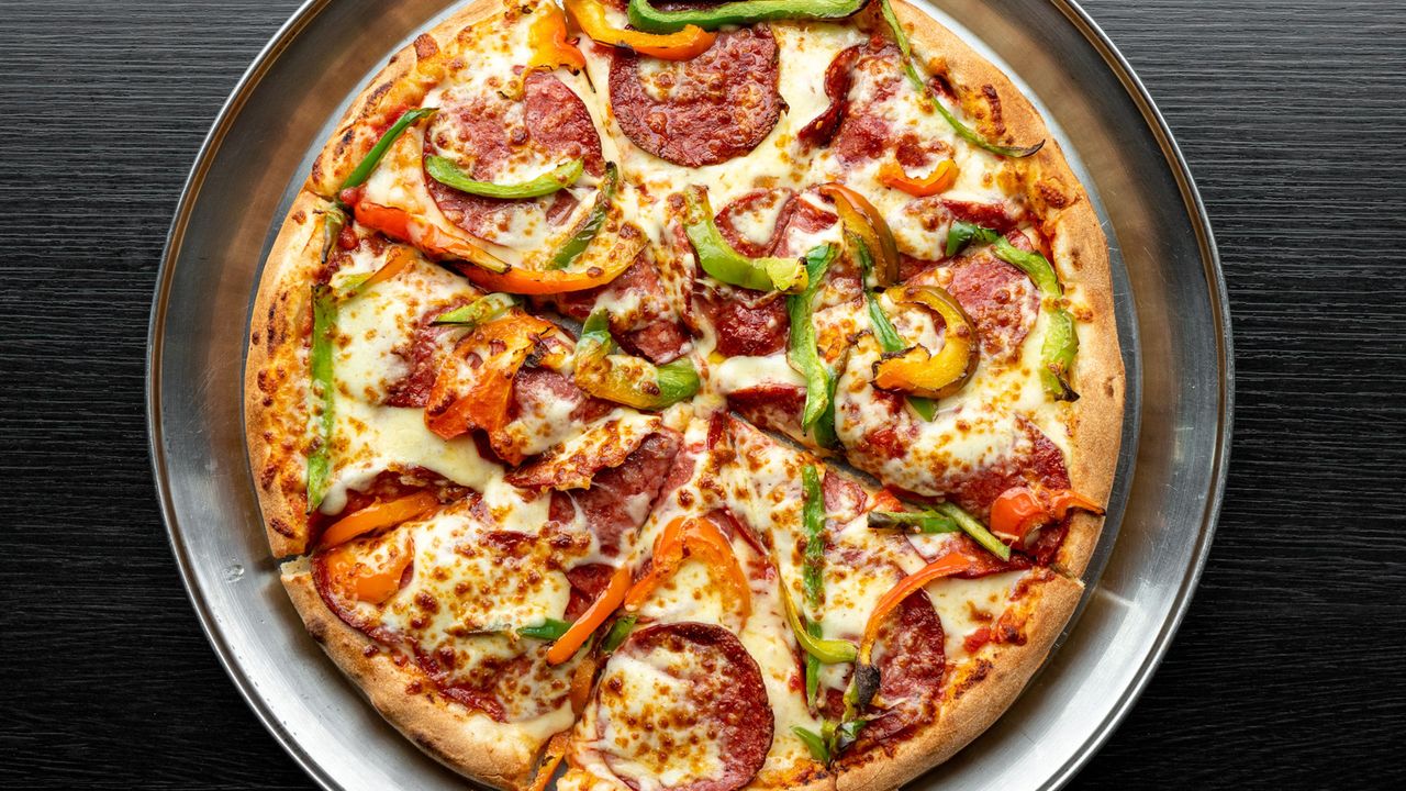 15. Calabrese (Large 13")