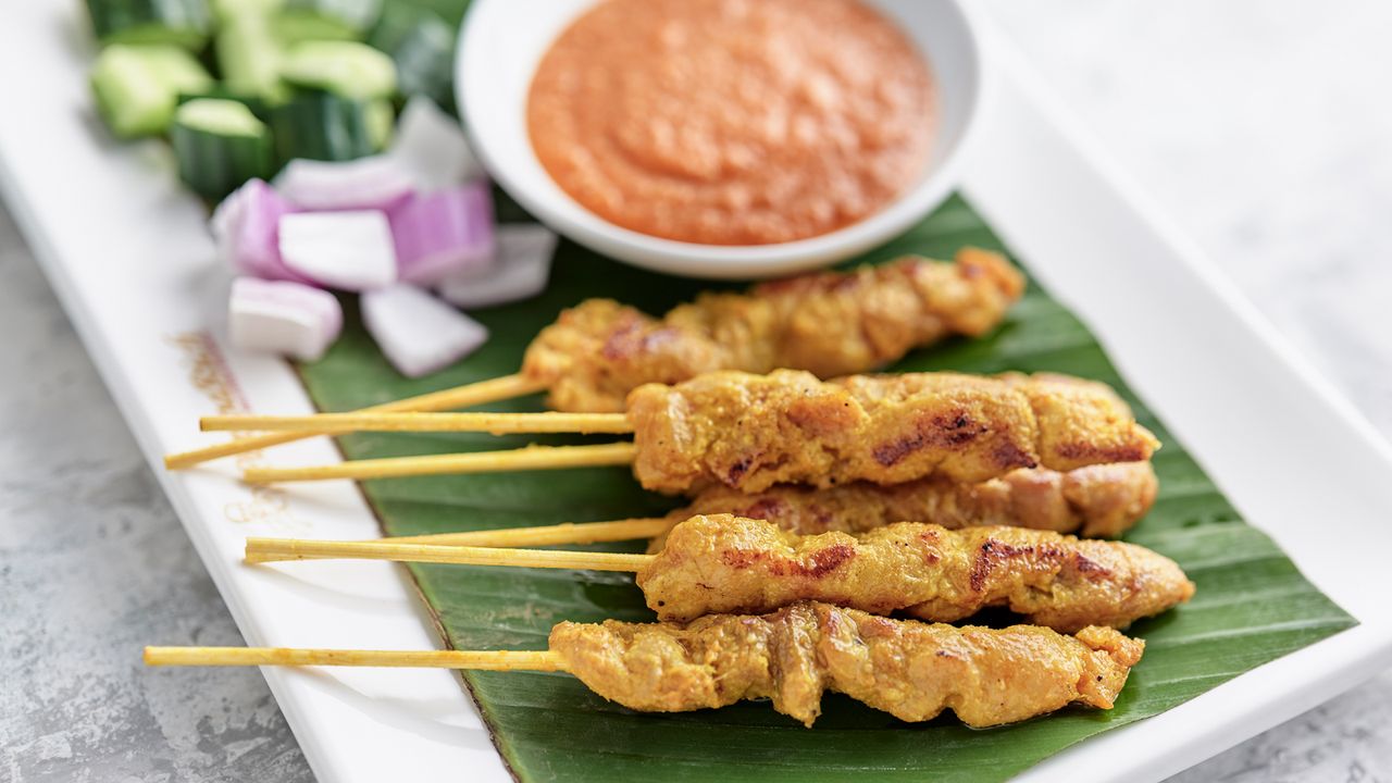 ST01 Satay Chicken (6 Pieces)