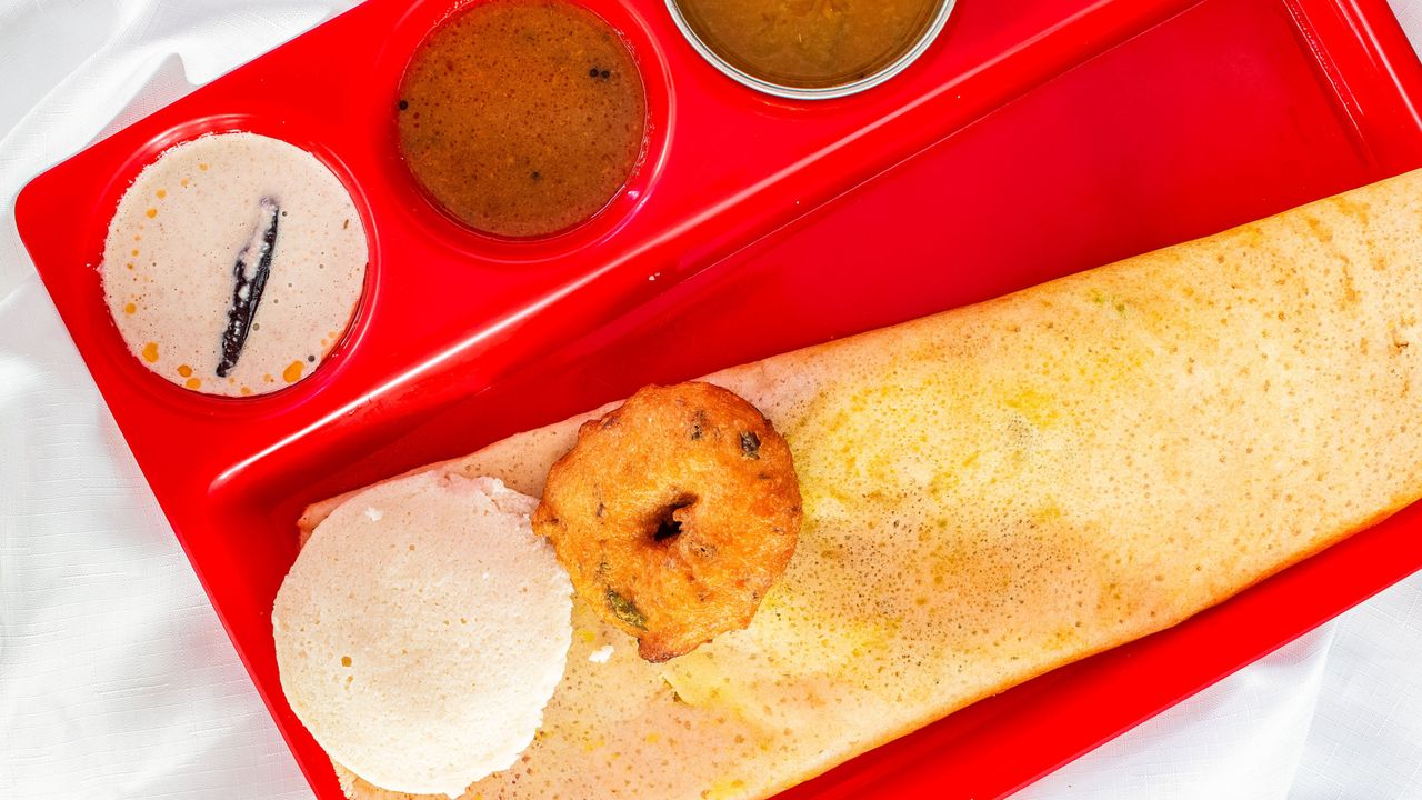 Masala Dosa + Idly + Vada + Can of Soft Drink