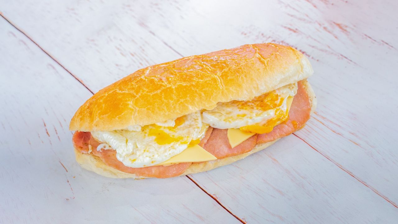 Egg, Bacon and Cheese Roll