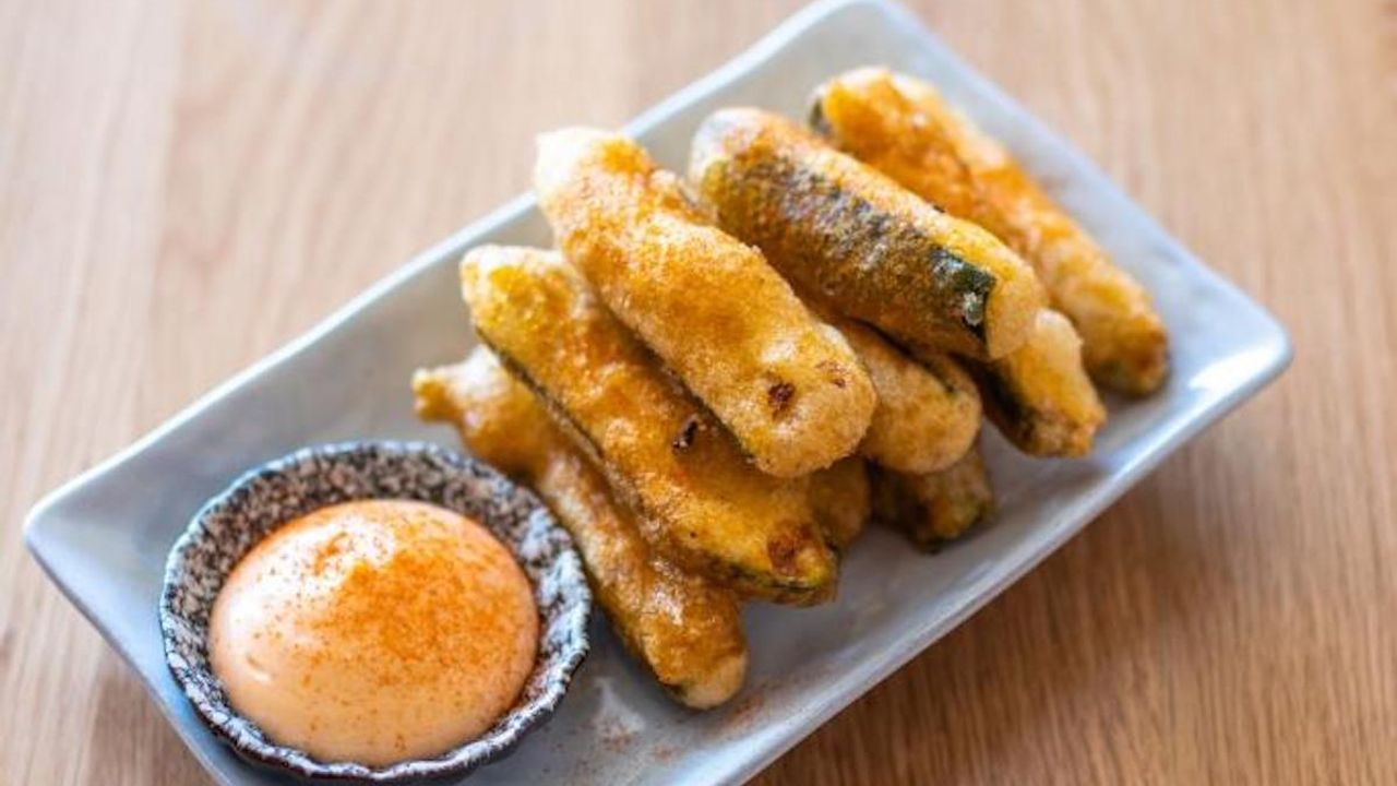 Zucchini Chips with Spicy Mayo (GF)