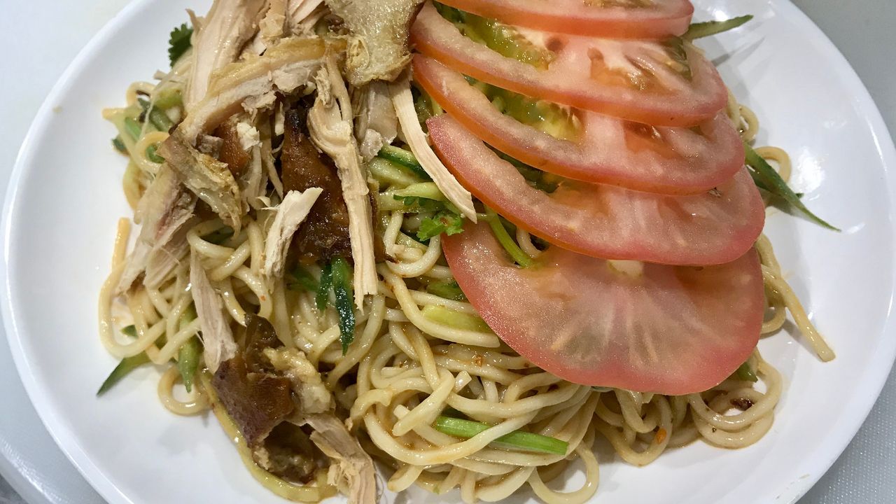 Cold Noodle with Shredded Smoked Chicken