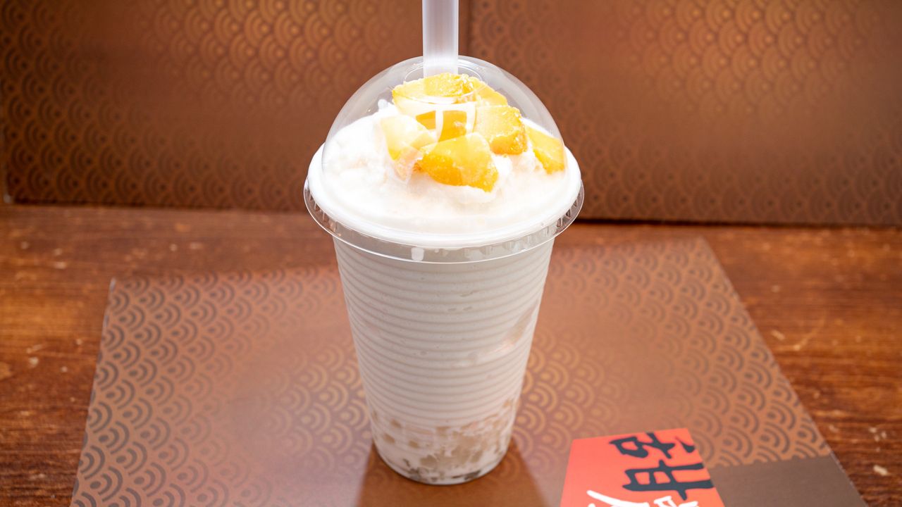 Coconut Colada with Red Bean with Diced Mango