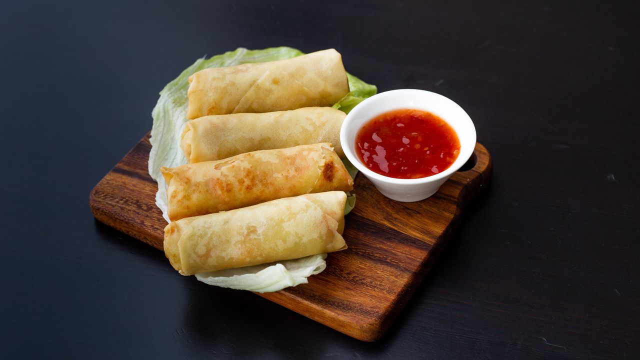 Vege Spring Rolls (4 Pieces)