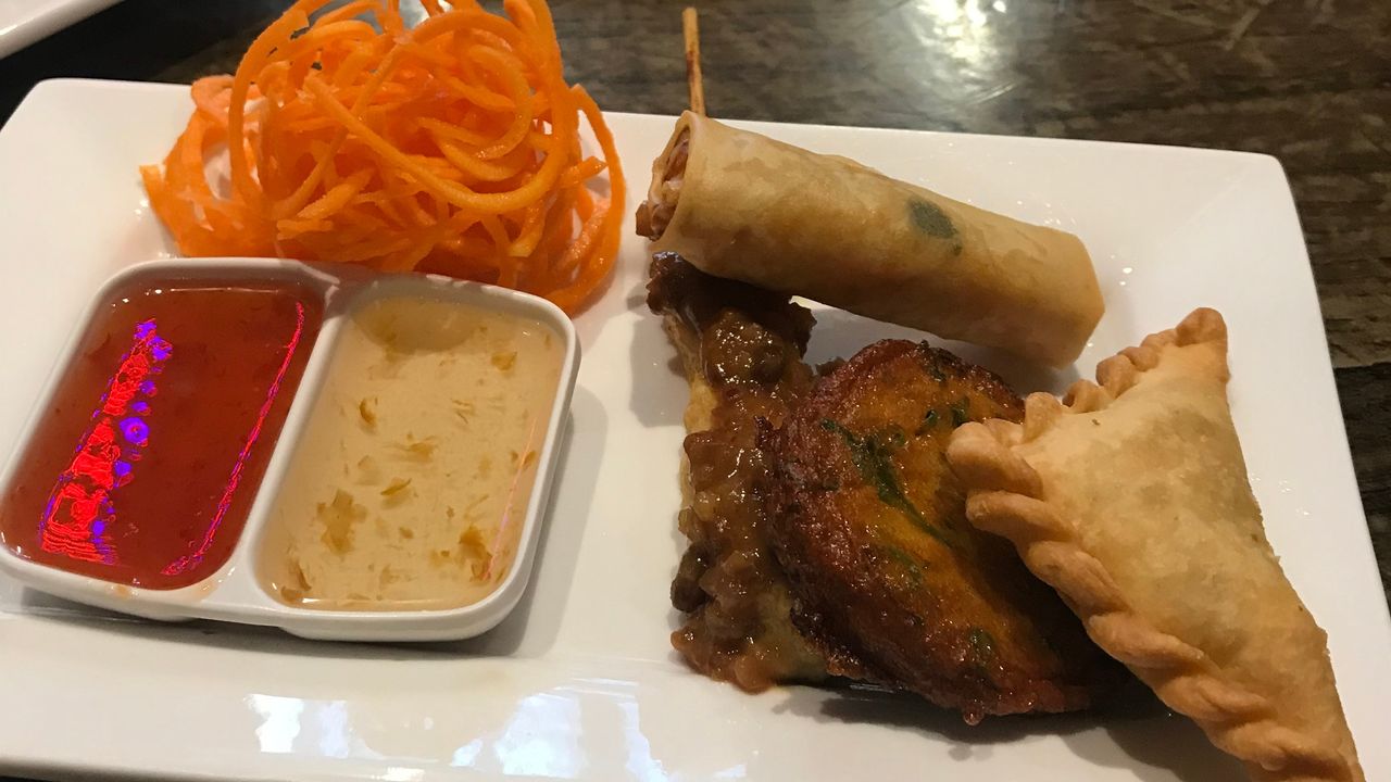Entree's Platter (4pcs)
