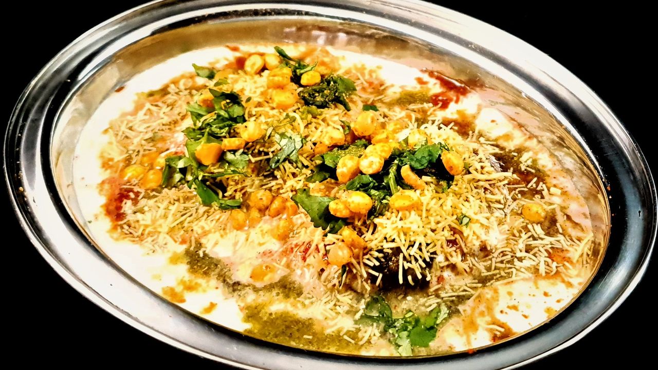 Aloo Tikki Chaat