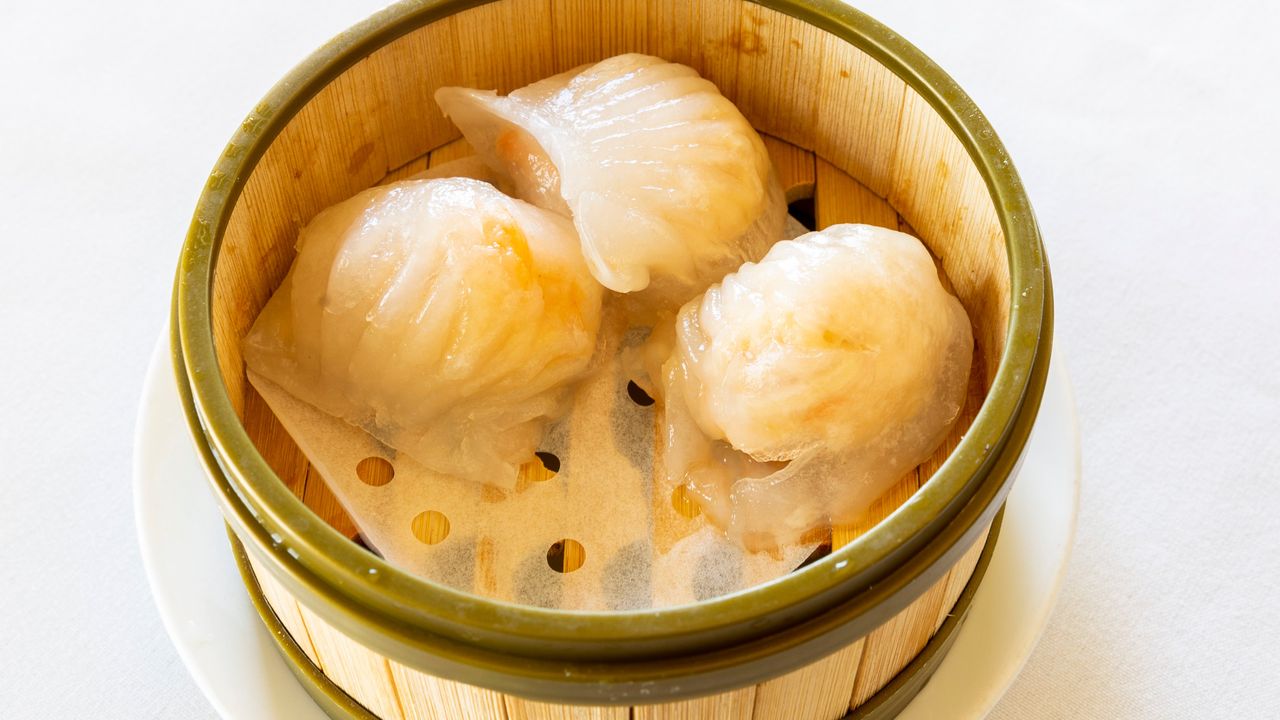 Steamed Bamboo Shoot with Prawn Dumplings