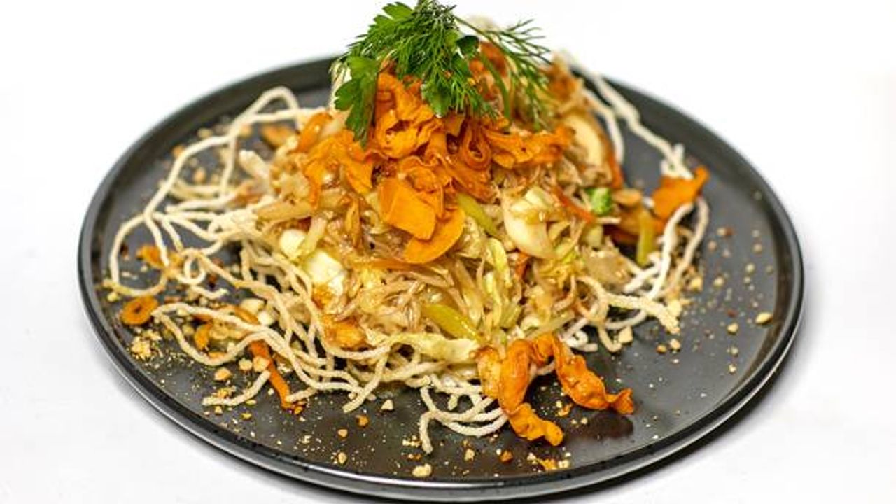 Lumpiang Hubad (GF, VG)