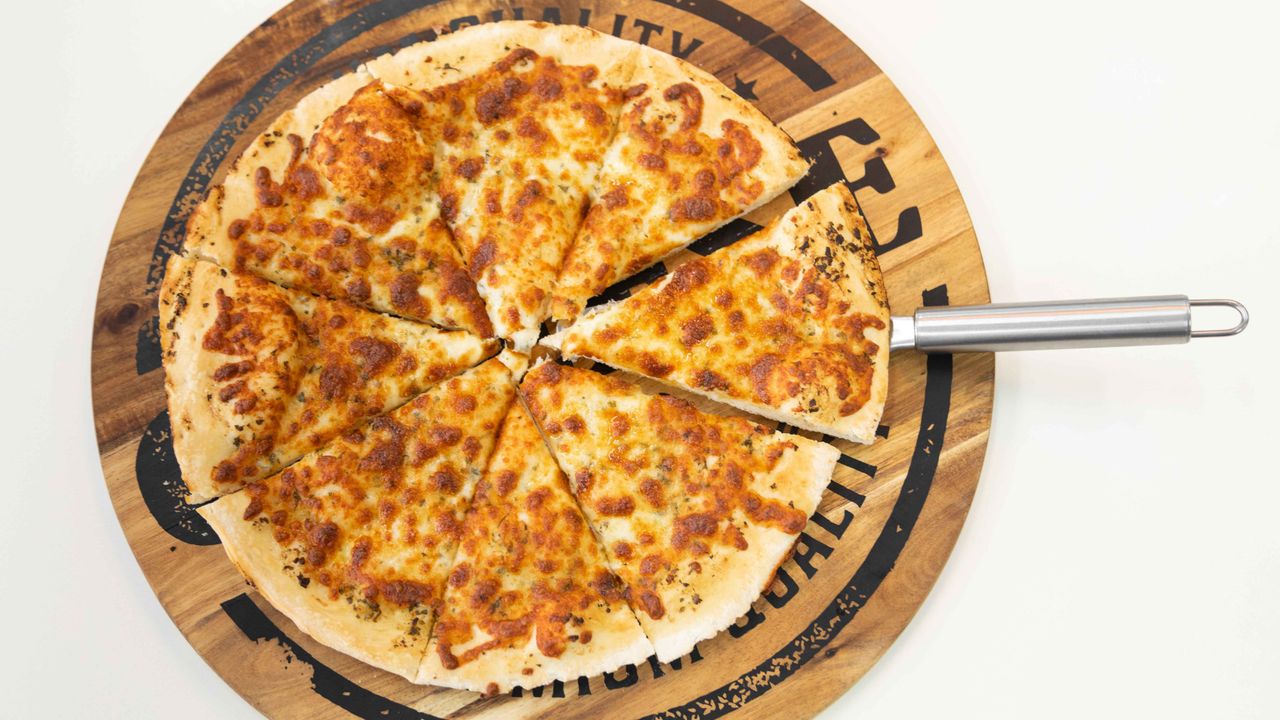 Garlic Cheese Pizza
