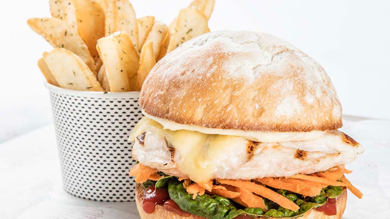 Chicken Dynamic Duo (2240 kJ)