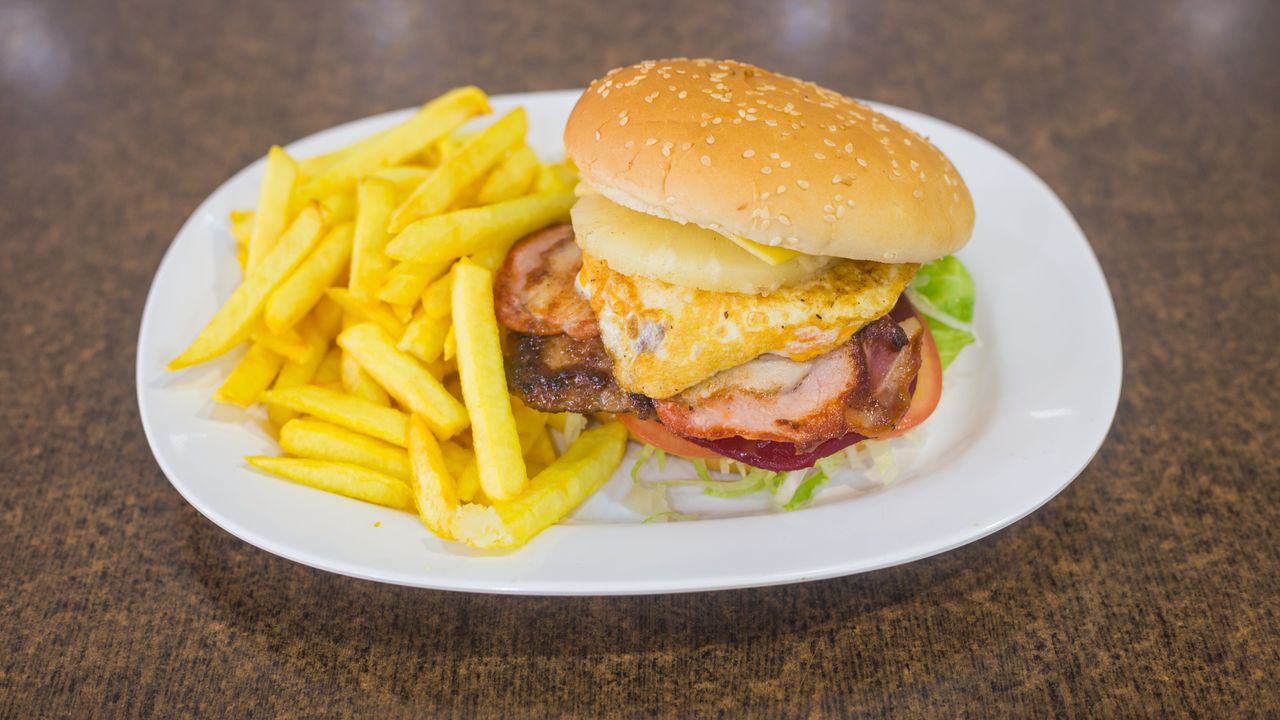 Deluxe Burger