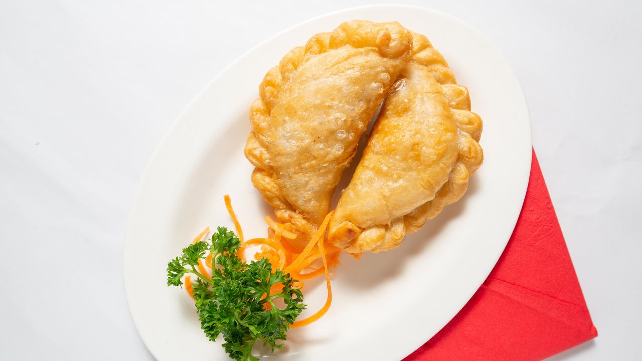 Chicken Curry Puff (2pcs)