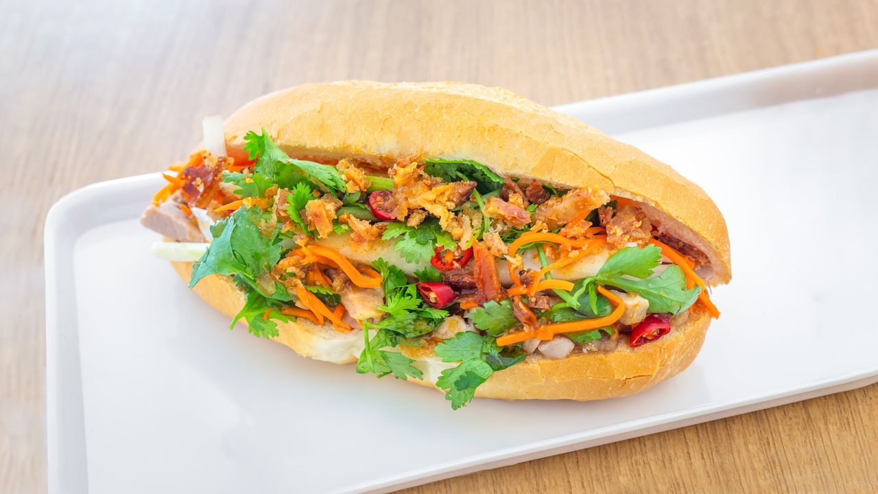 Pork Crackling Roll