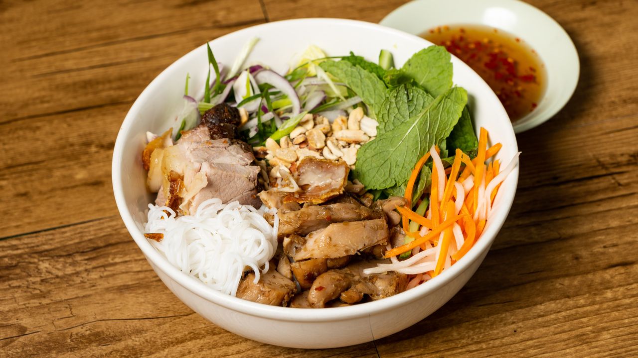 Vermicelli Rice Noodle Salad Bowl