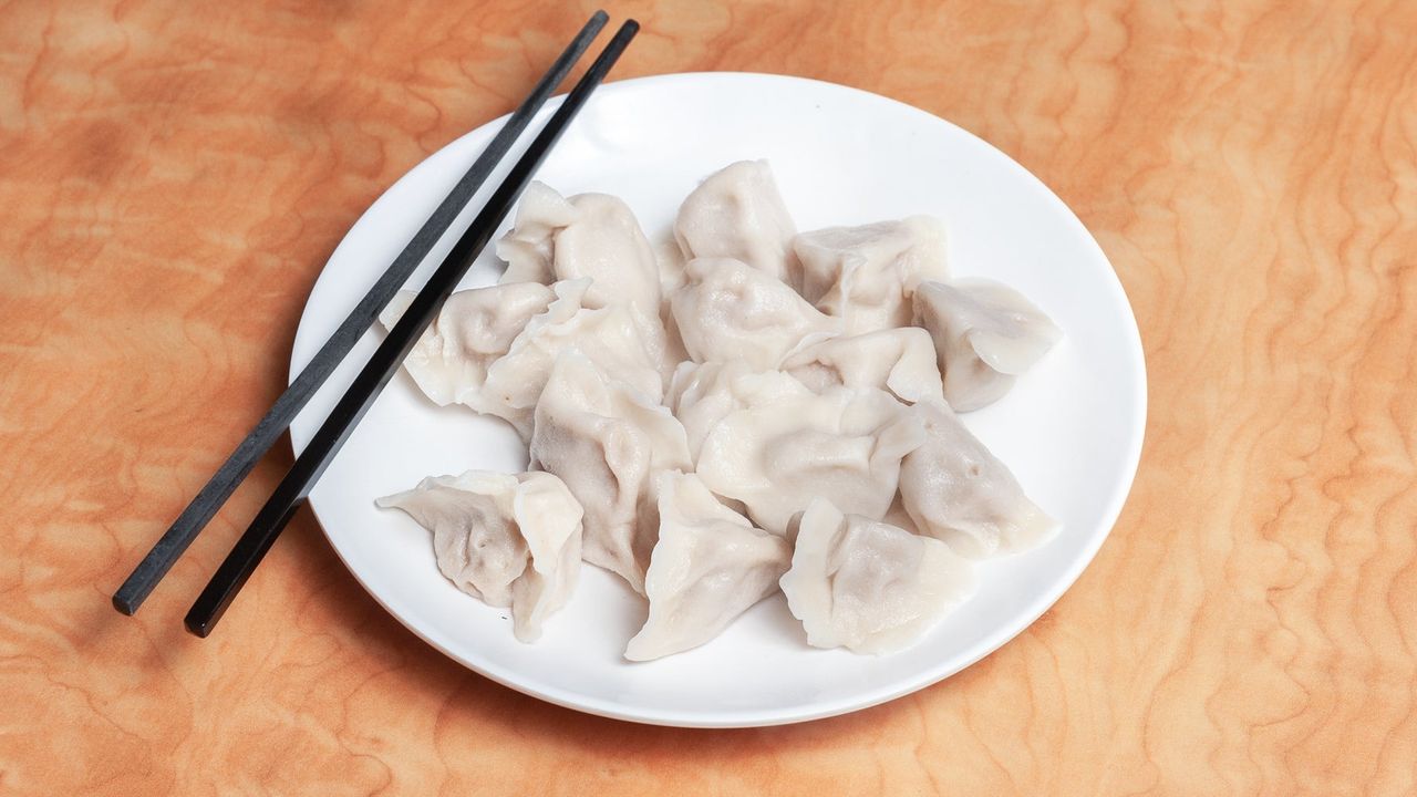 Steamed Peking Pork Dumpling (12 Pieces)