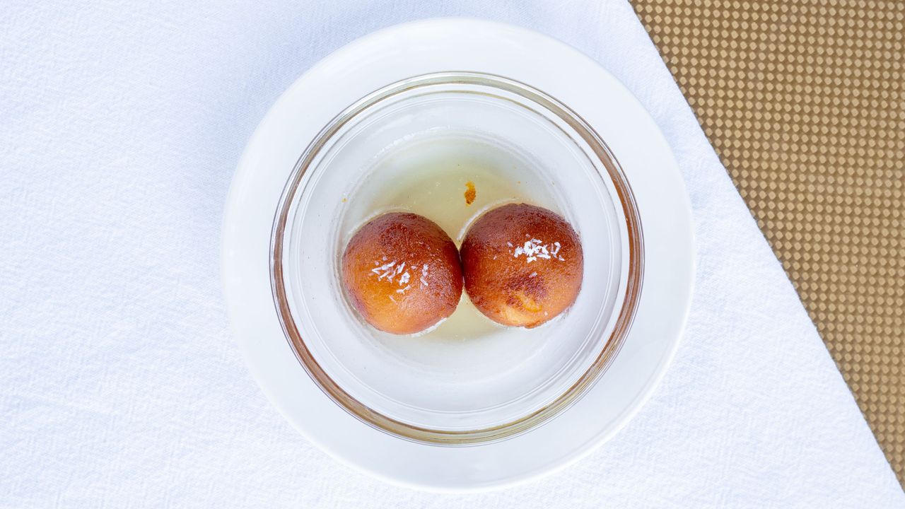 Gulan Jamun (2 Pc)