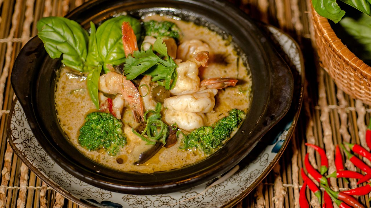 Viet-Thai Prawns Green Curry (Spicy)
