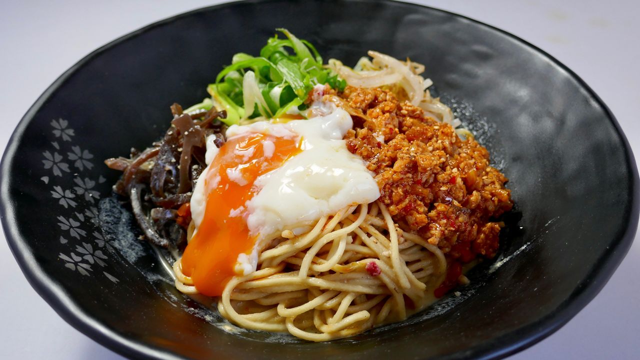 Spicy Chicken Mince DRY NOODLE (Warm)