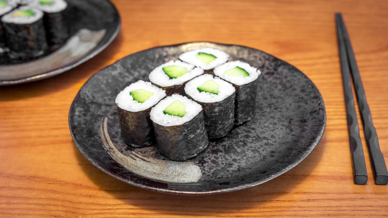 Cucumber Baby Roll - 6 Pieces