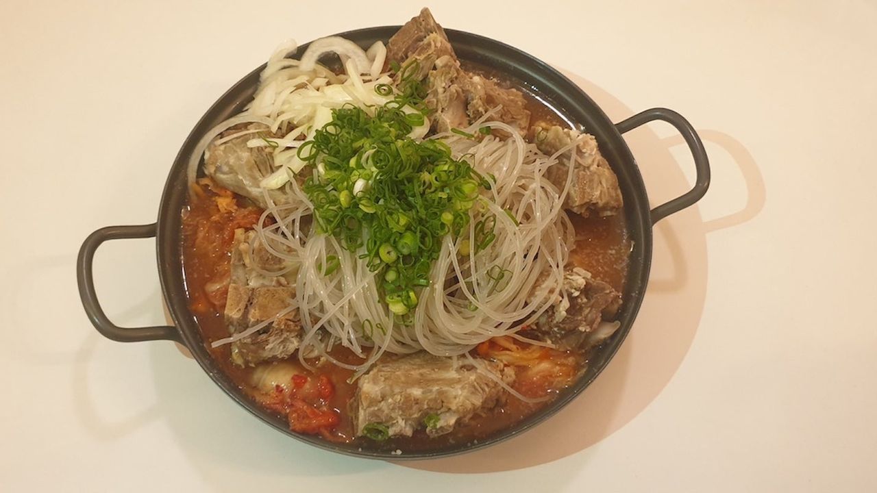 Steamed Pork Bone Kimchi