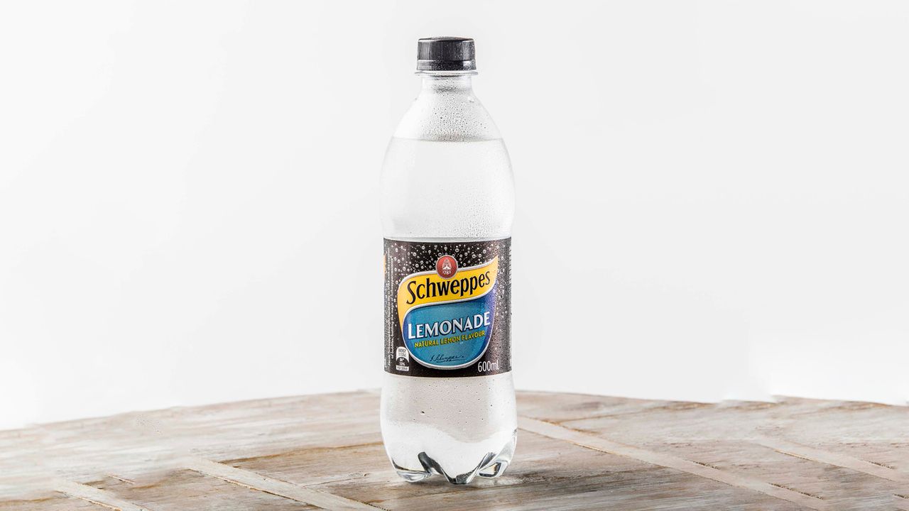 Schweppes Lemonade 600ml