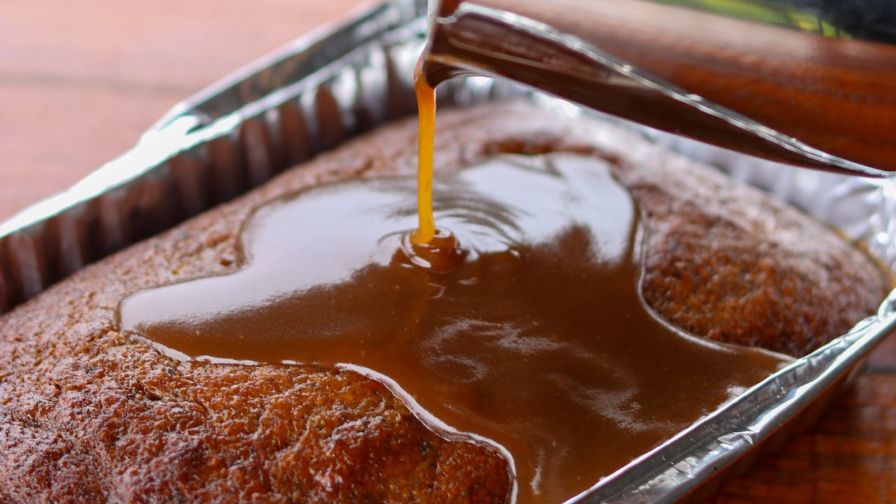 Sticky Date Pudding for 2-4