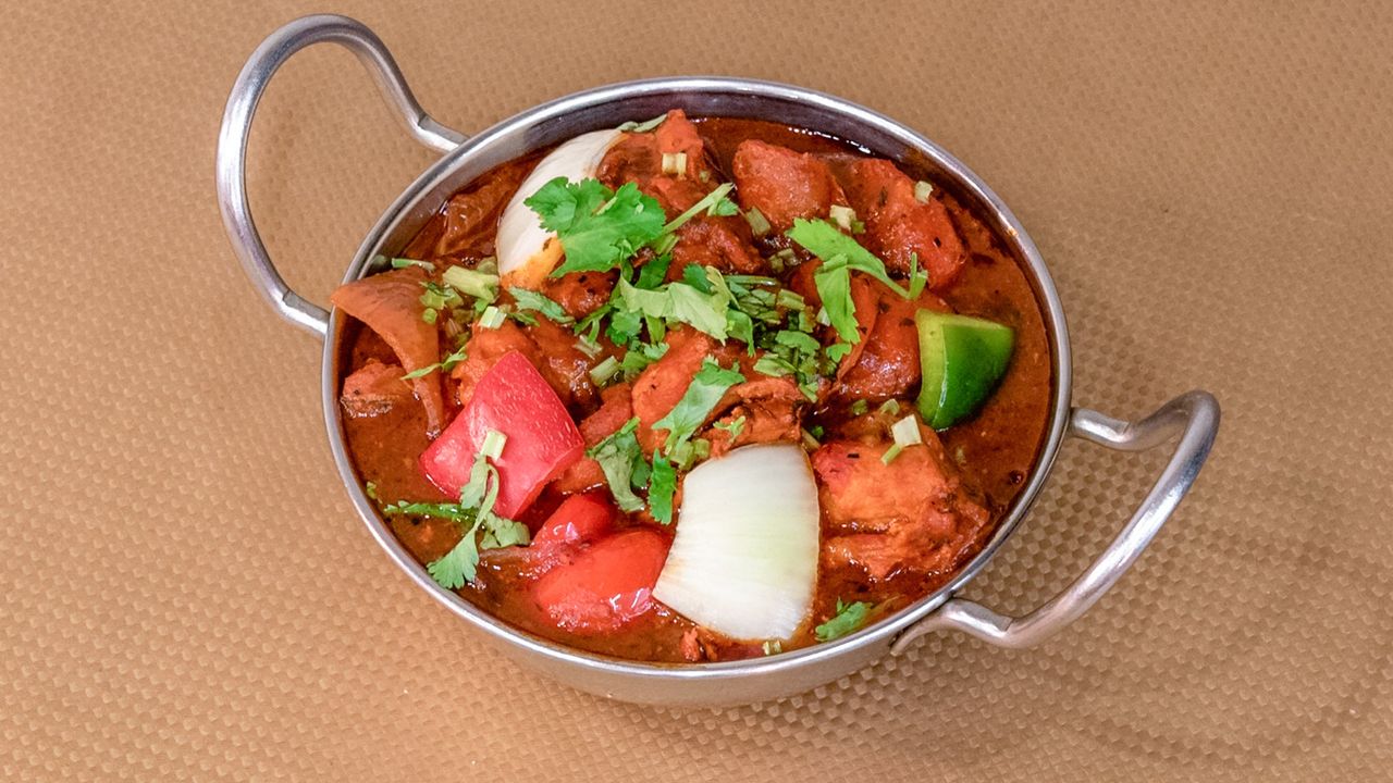 Chicken Tikka Masala (Med - Hot)