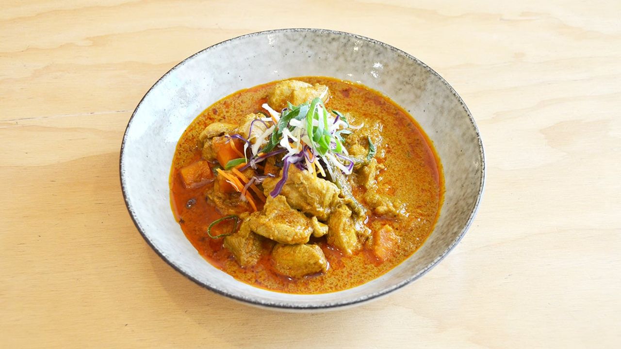 Red Curry Chicken
