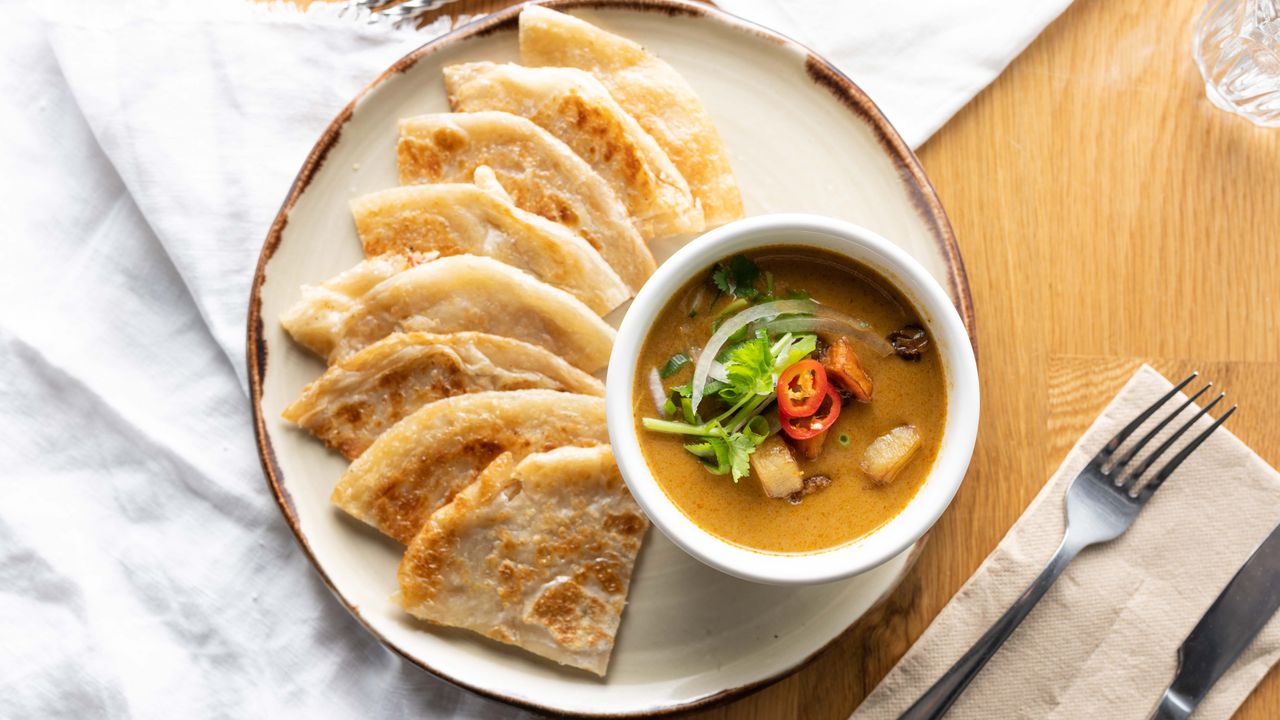 Roti & Chicken Curry