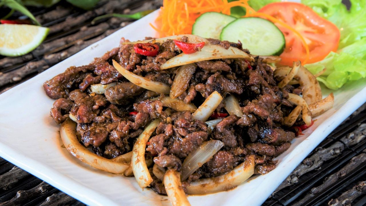 Stir-Fry Beef with Chilli & Lemongrass