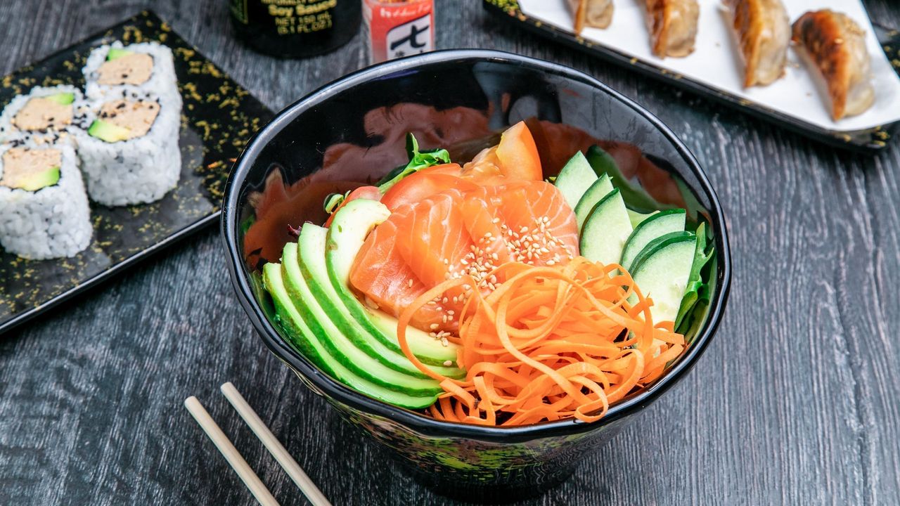 Salmon Sashimi Salad