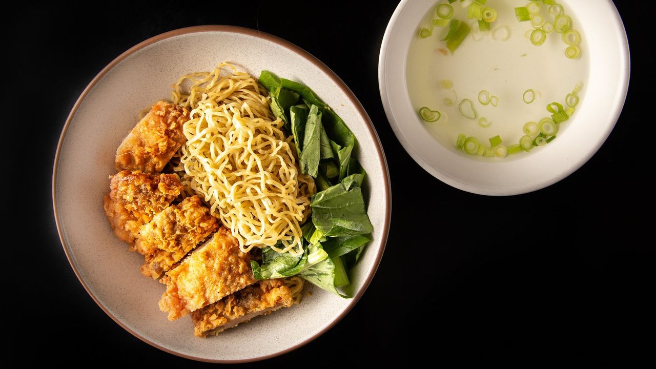 Mie Ayam Geprek (Hot)