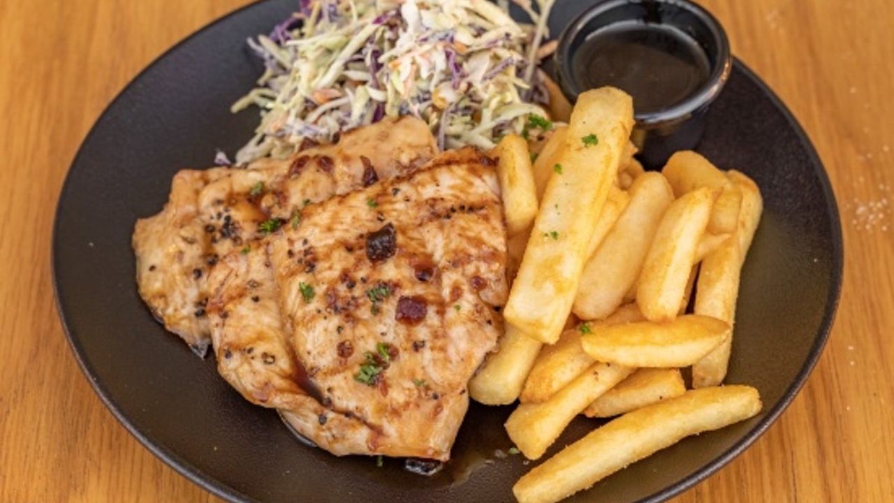 FRIDAYS™ Signature Glaze Chicken and Fries