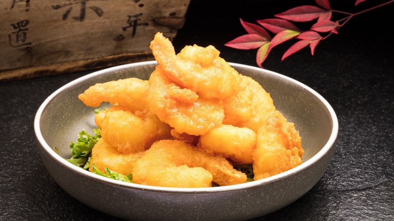 Deep Fried Prawns with Salted Egg Yolk