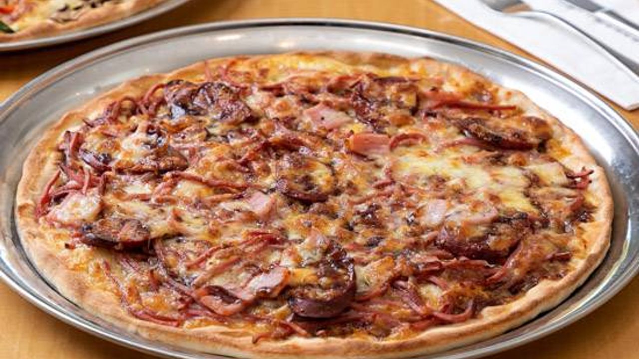 BBQ Meat Lovers Classic Pizza