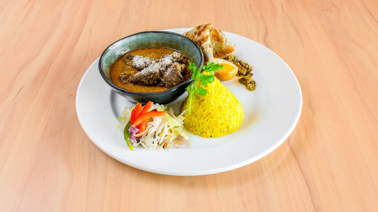 Beef Rendang Kapao (GF)